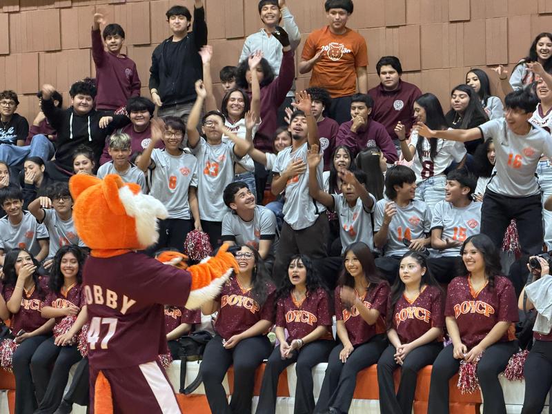Homecoming Pep Rally Fun! Featured Photo