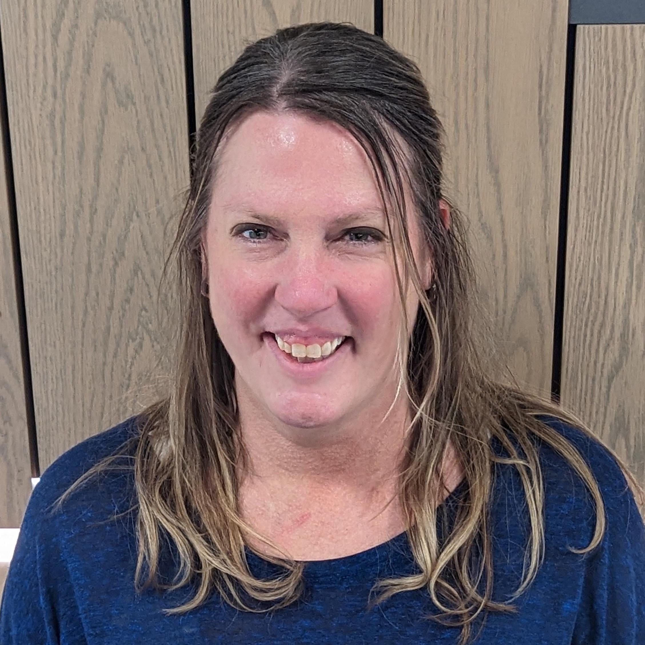 AngelaKomarek's Profile Photo