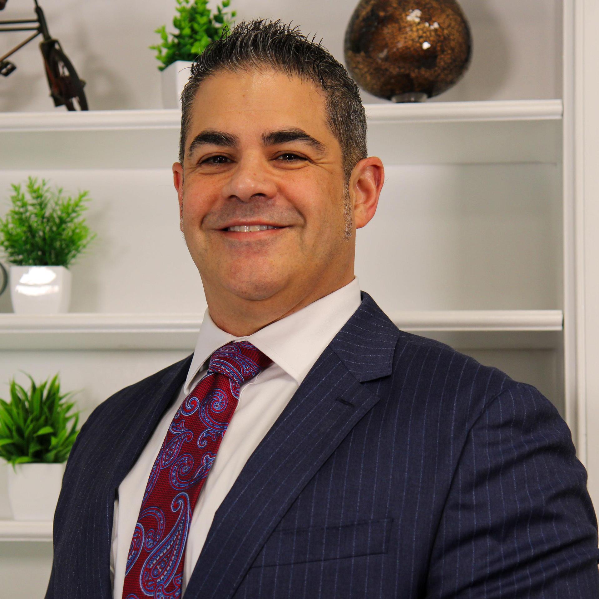 Dr. Alexander Anetakis