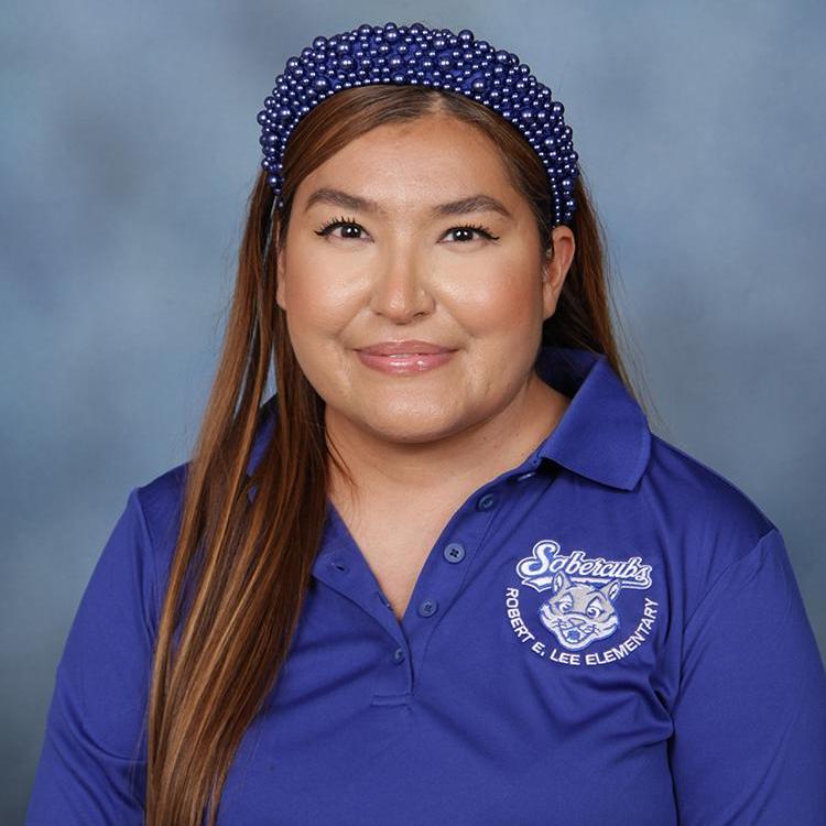 YeseniaGasca's Profile Photo