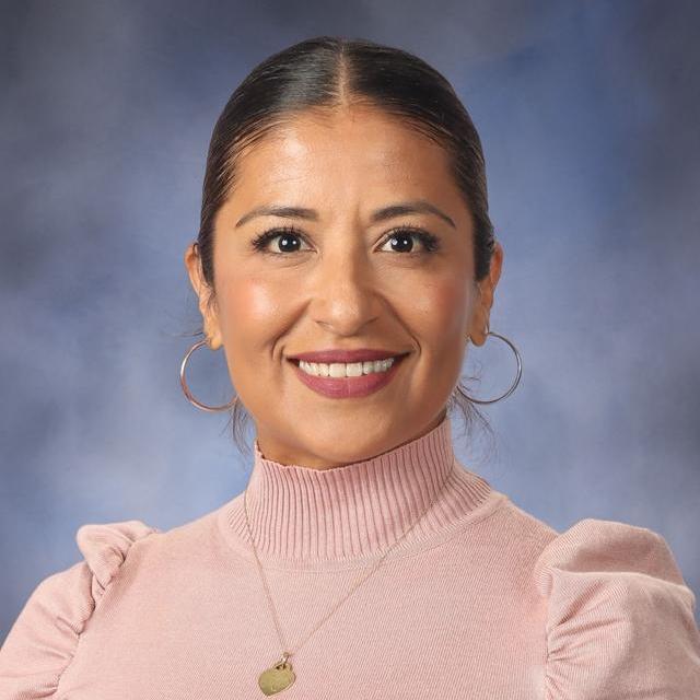 LauraSolorzano's Profile Photo