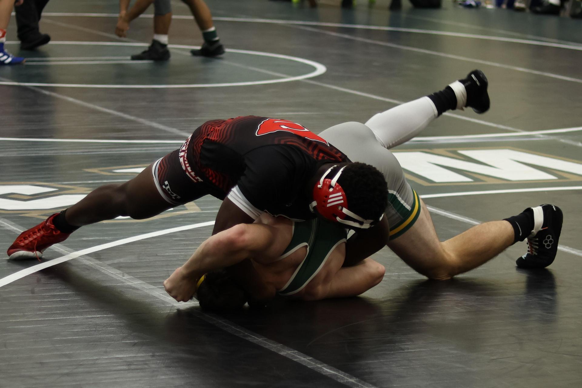 boys wrestling at liberty duals