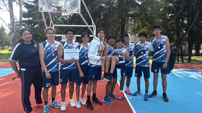 Muchas felicidades a nuestro equipo varonil de basquetbol