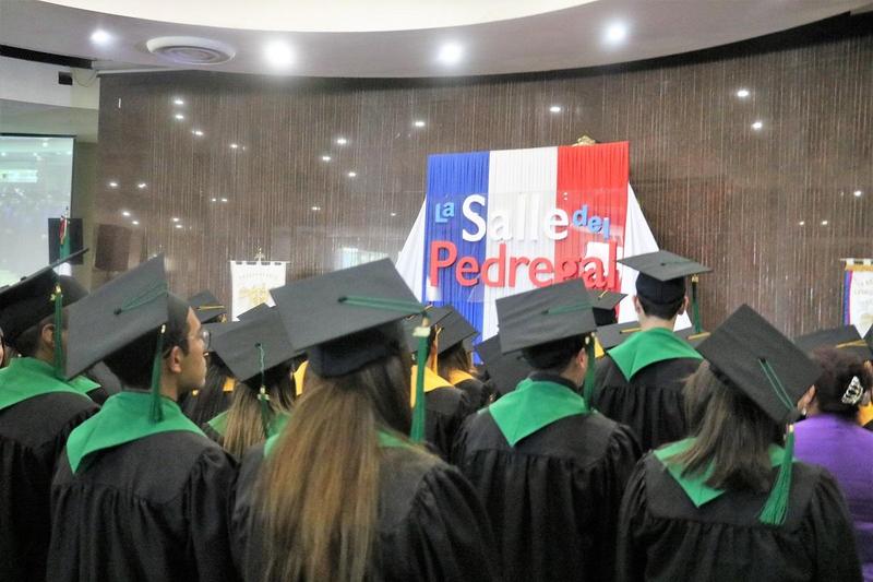 Ceremonia Académica Gen. 15-18 Featured Photo