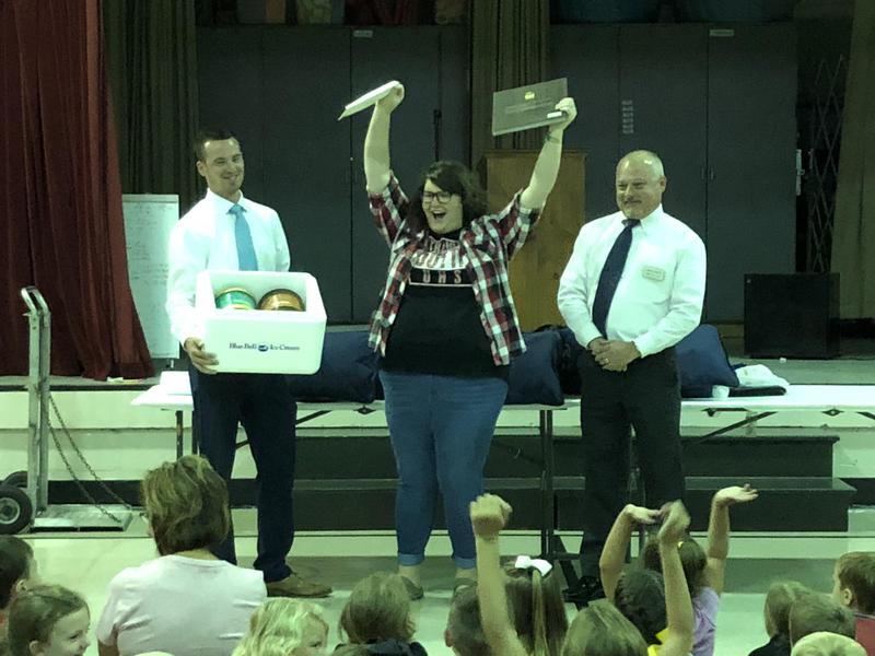 Mrs. Susan Reeder, Teacher of the Year Finalist !!!! Featured Photo