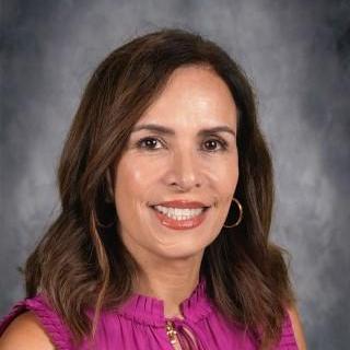 IrenePecos's Profile Photo