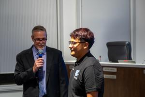 mauricio swear in