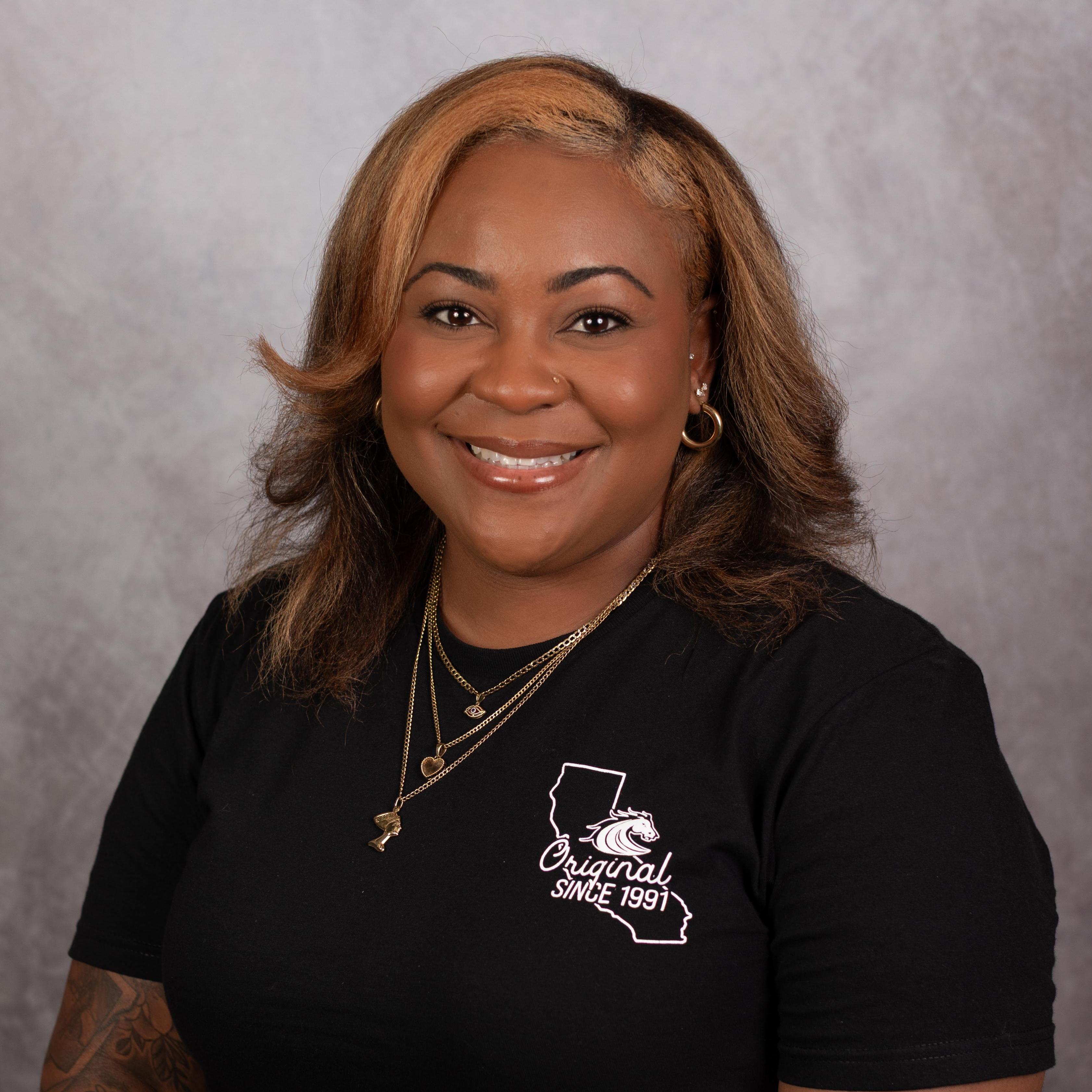 SheenaEtheridge's Profile Photo
