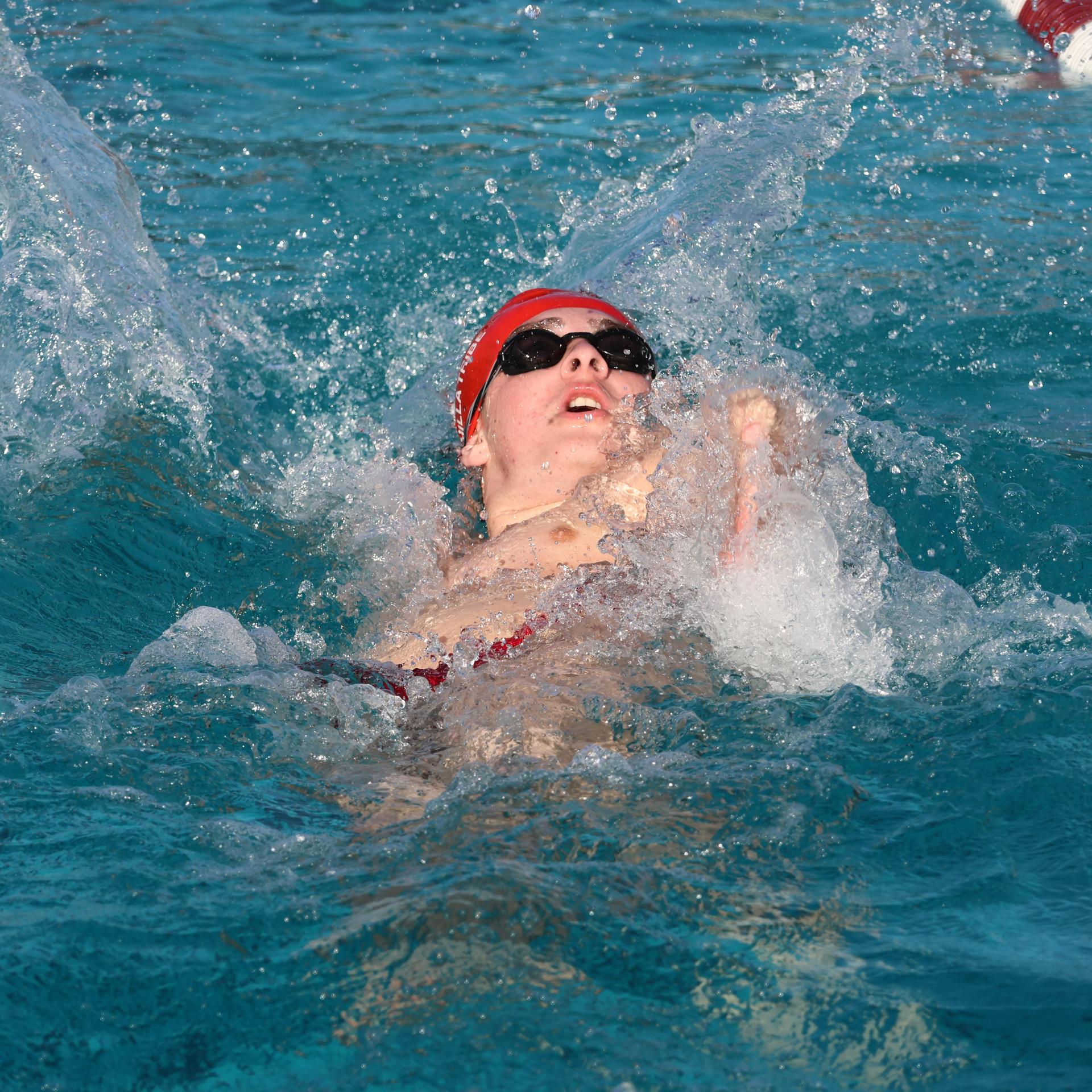 Dyllan Lopez swimming
