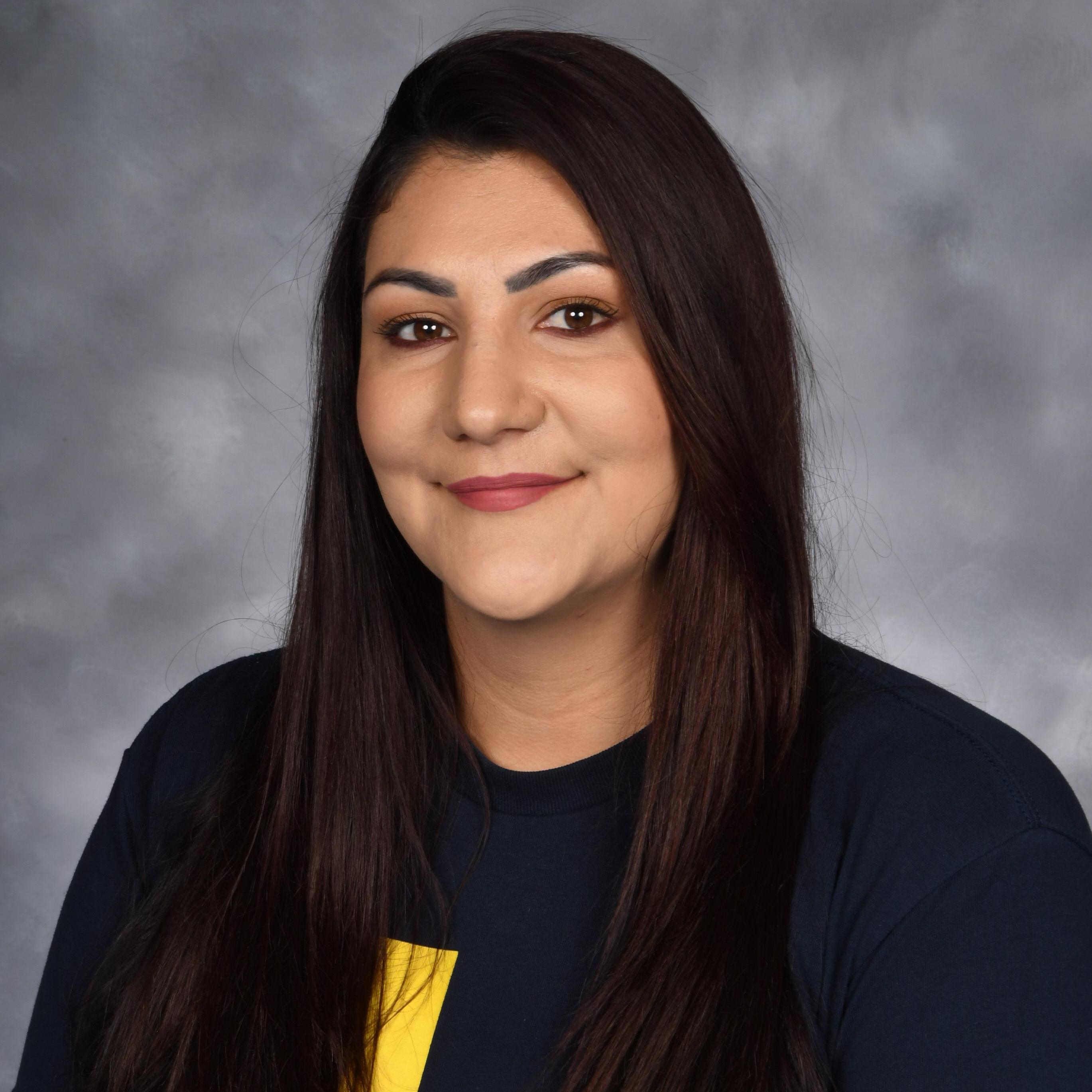 RiannaCisneros's Profile Photo