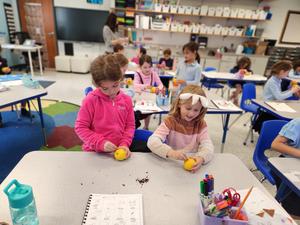 Students working on their lemons and cloves