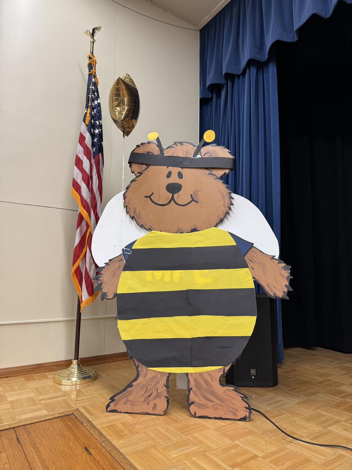 bee monty