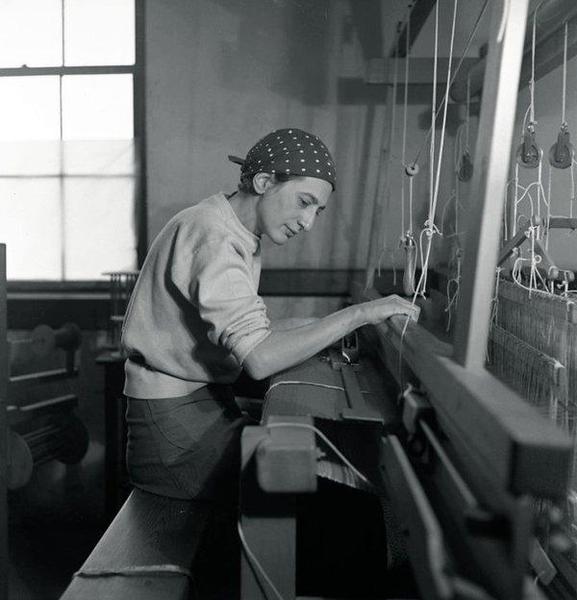 anni_albers_card_weaving_2.jpg