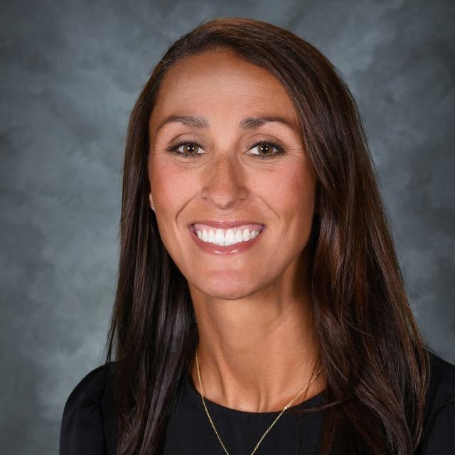 LindsayRoth's Profile Photo