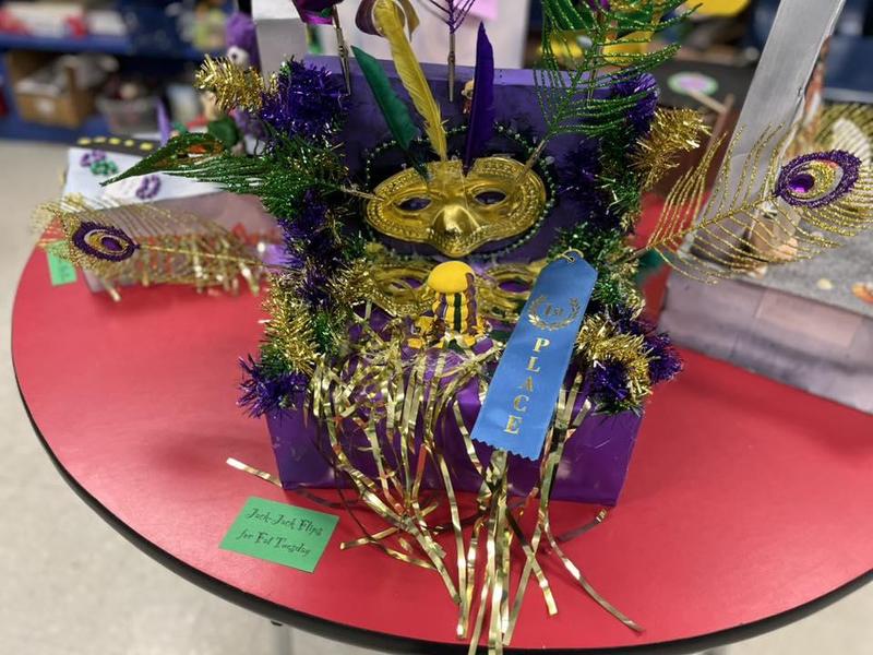 Southeast Middle School Quest Mardi Gras Float Shoebox Project