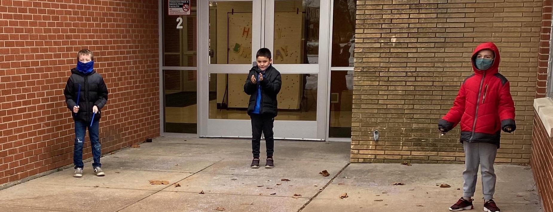 Learning in music class - 3rd Grade