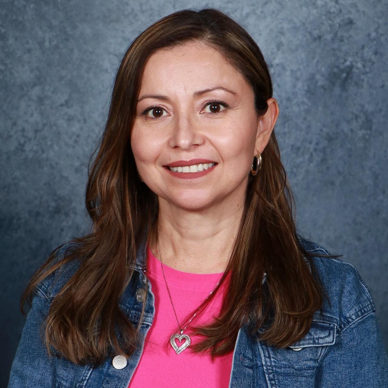 CarmenTovar's Profile Photo