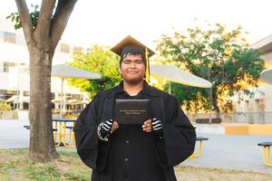 grad photo