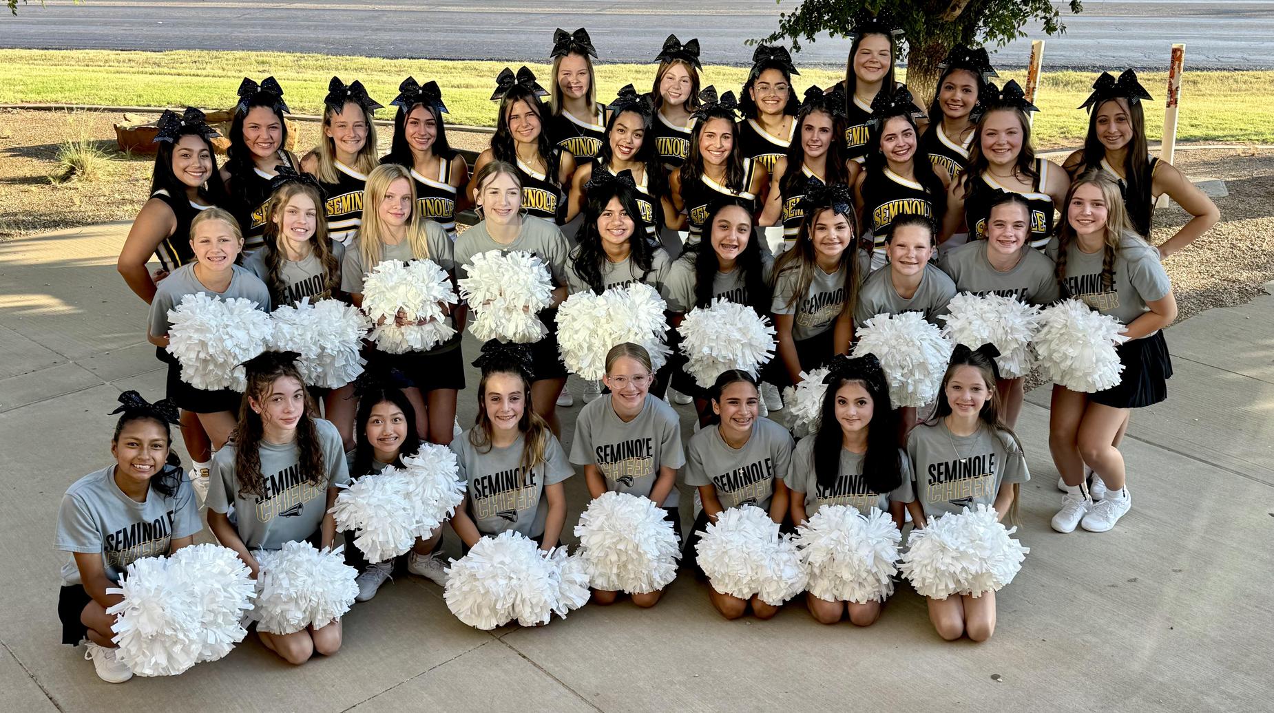 2025-2026 Cheerleaders