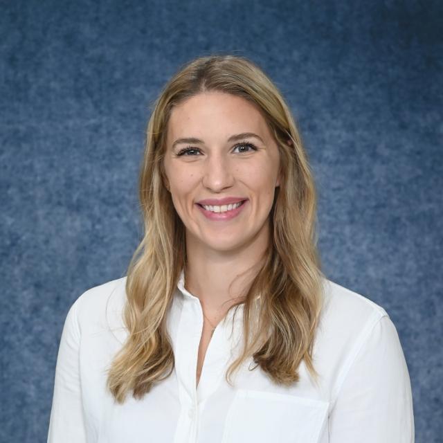 Alexandra (Ali)Collins's Profile Photo