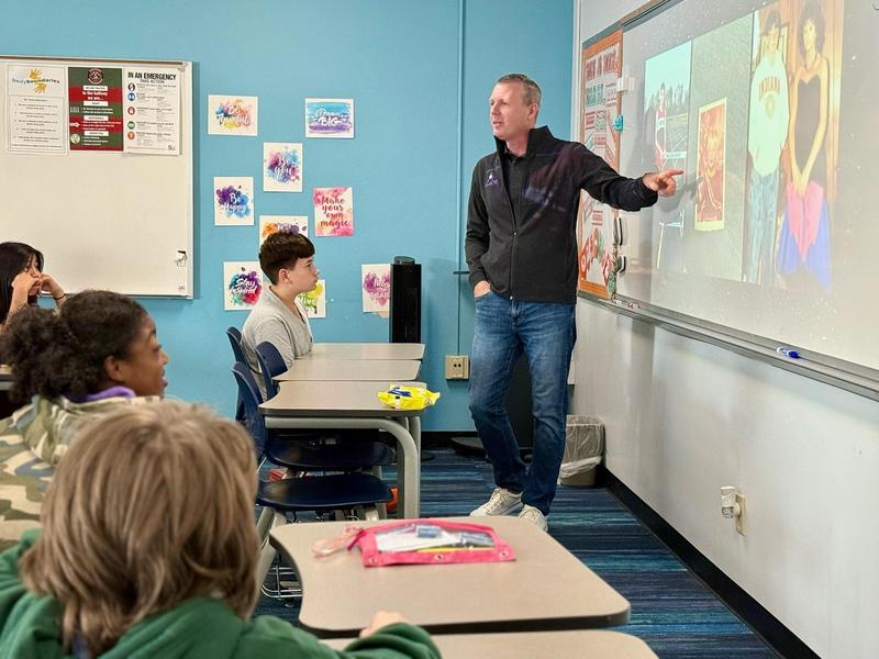 Madison Heights graduate shares preparations for space mission with Anderson middle schoolers
