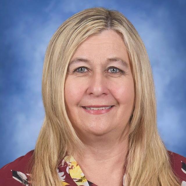 SusieBendarzewski's Profile Photo