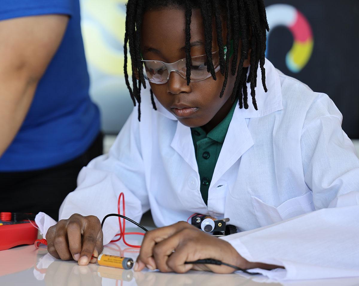 HSA Davenport working on a science experiment