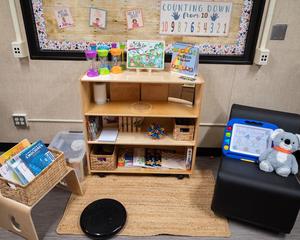 mini well space with neutral furniture