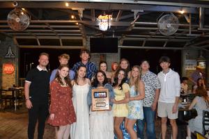 8. Sophomores at dinner.jpeg