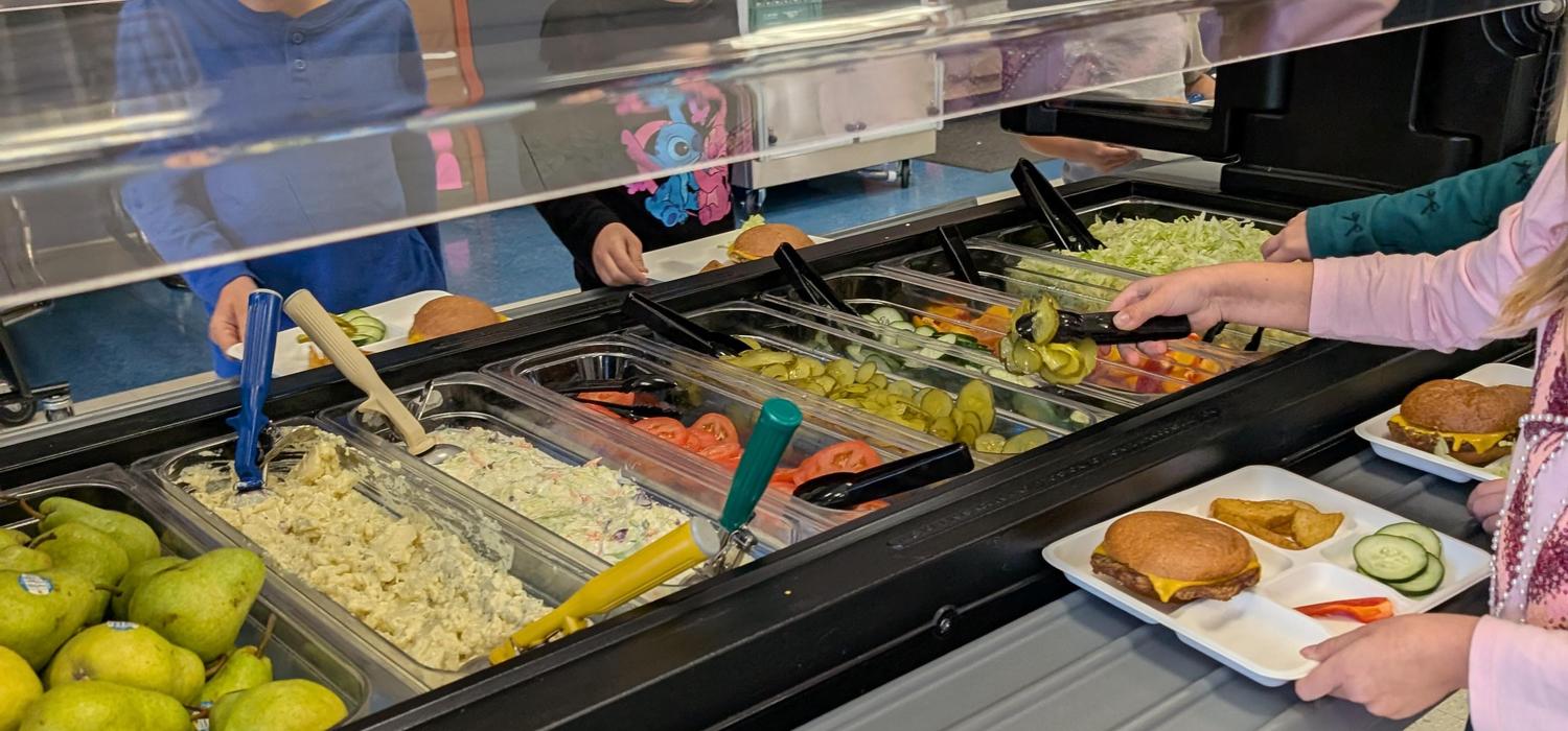 Community Roots Salad Bar at Alta Sierra