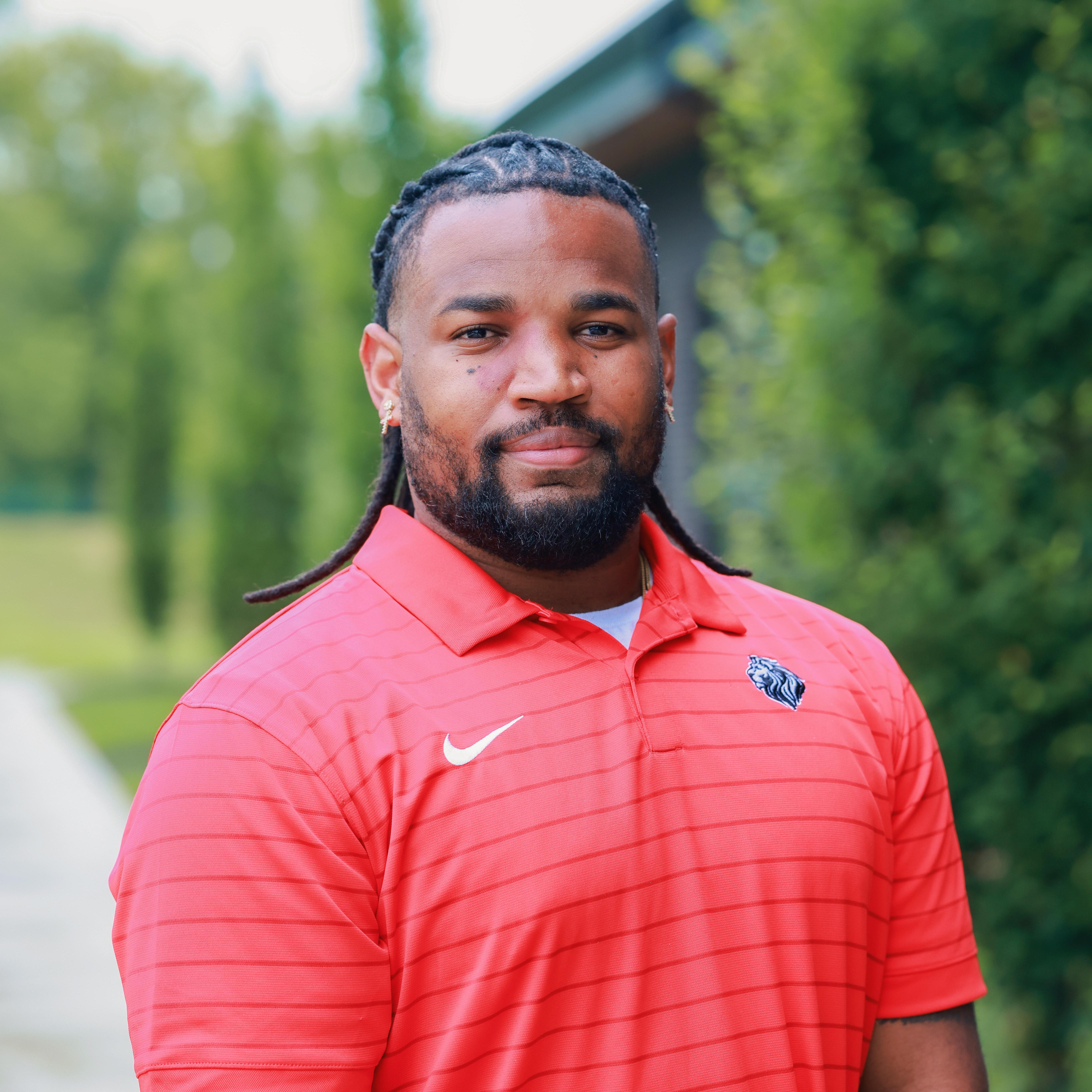 DeonSanders's Profile Photo