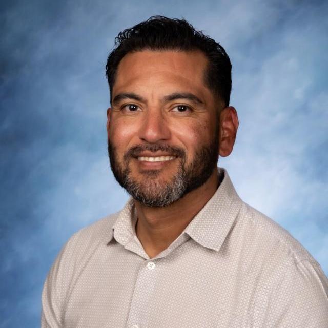 JoseCorrales's Profile Photo