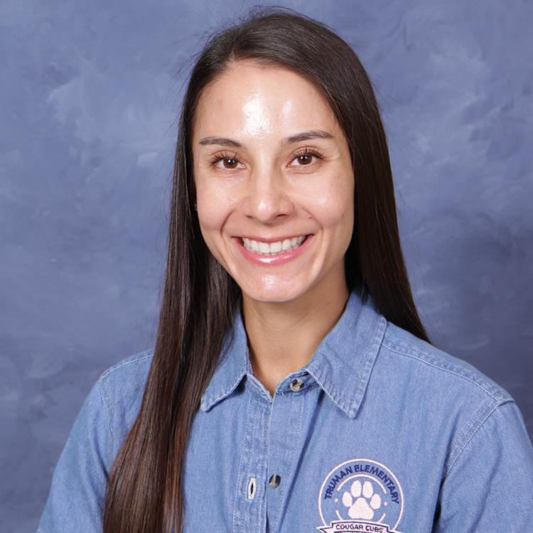 LauraGalvan's Profile Photo