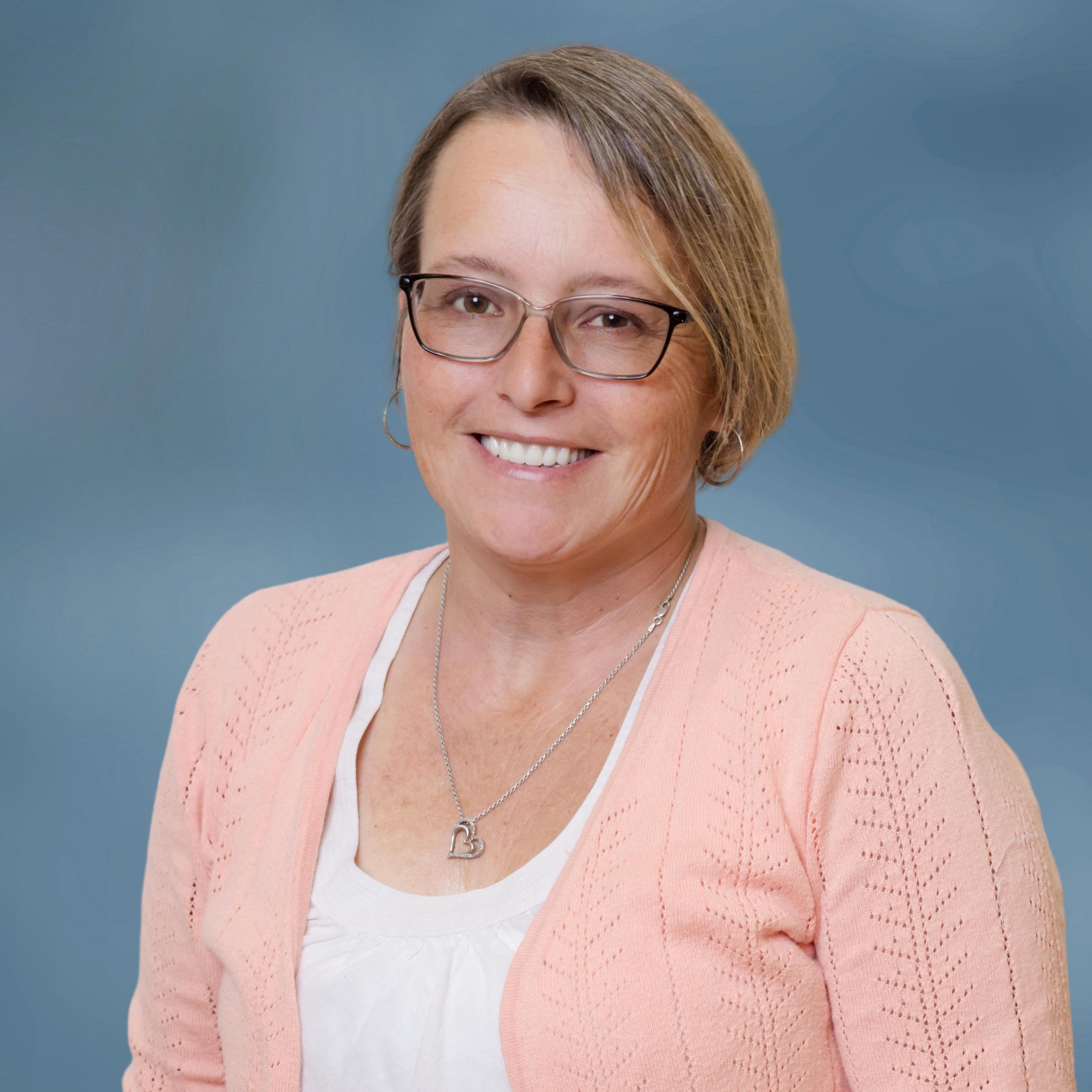 TinaWaltrowski's Profile Photo