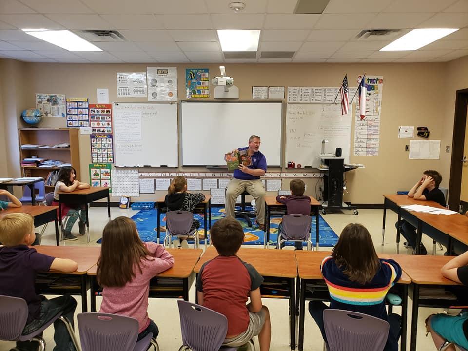 Elementary School 3253723019 Schools San Saba Independent School