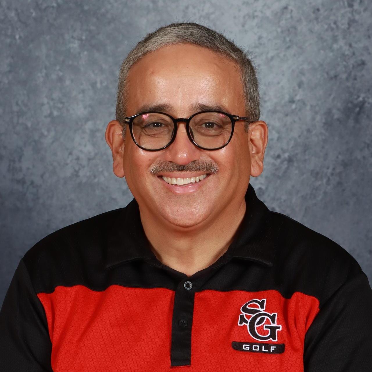 GustavoReynoso's Profile Photo