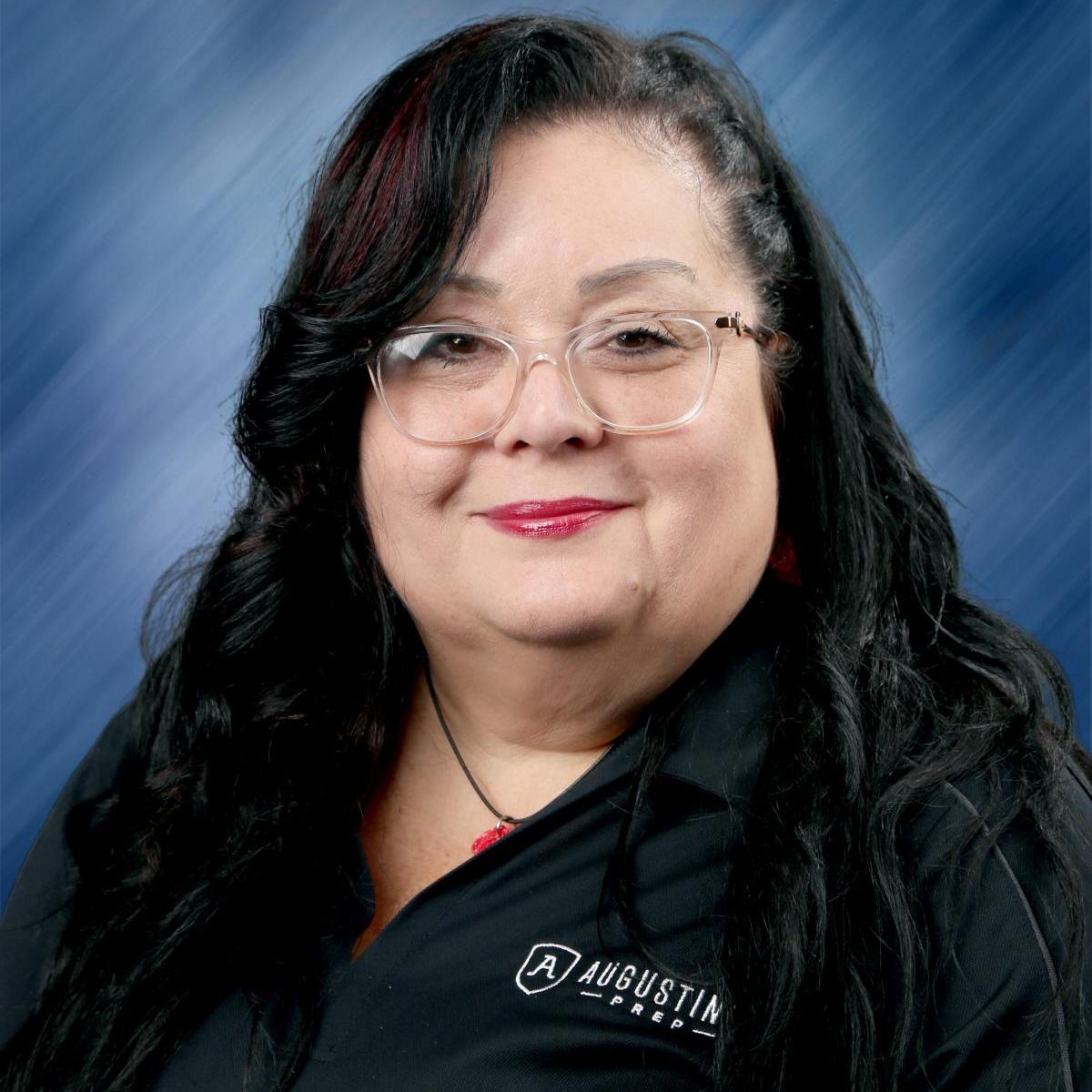 YazminQuiles's Profile Photo
