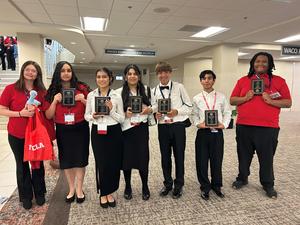 Temple High School's FCCLA State qualifiers pose