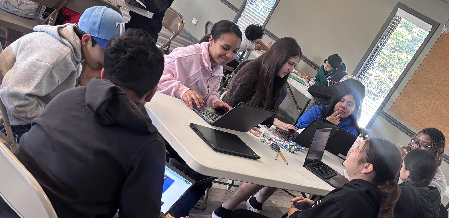 Our After-School Tutoring Program in partnership with the Timber Ridge Community is in full swing!
--
