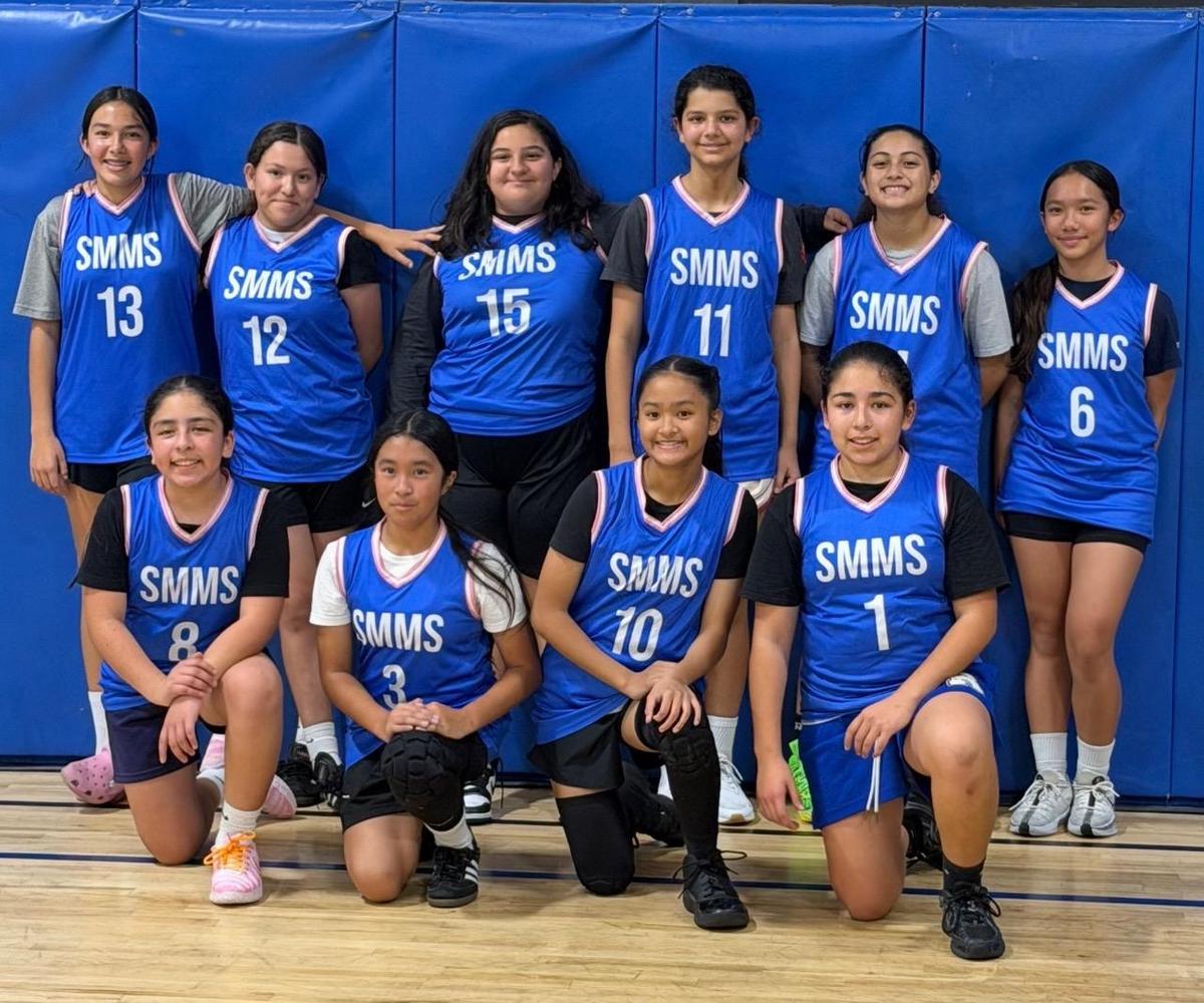 Picture of girls basketball team