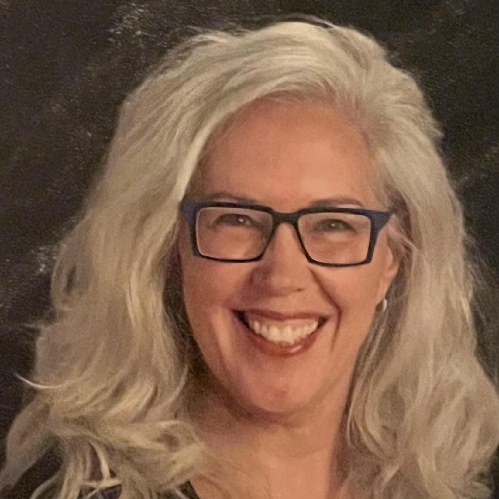 ElizabethCasey's Profile Photo