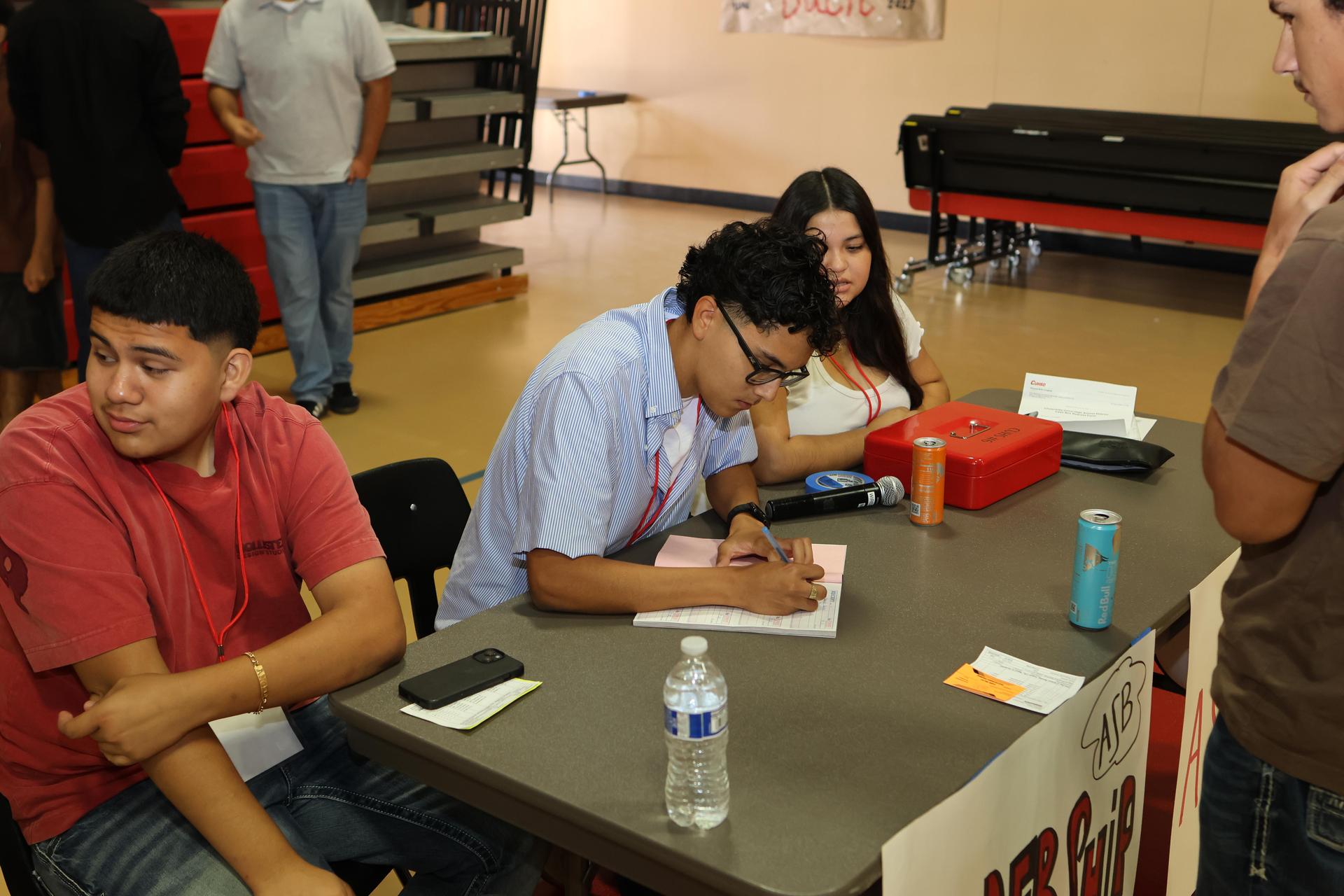 Students and staff at Tribe Turnout 14