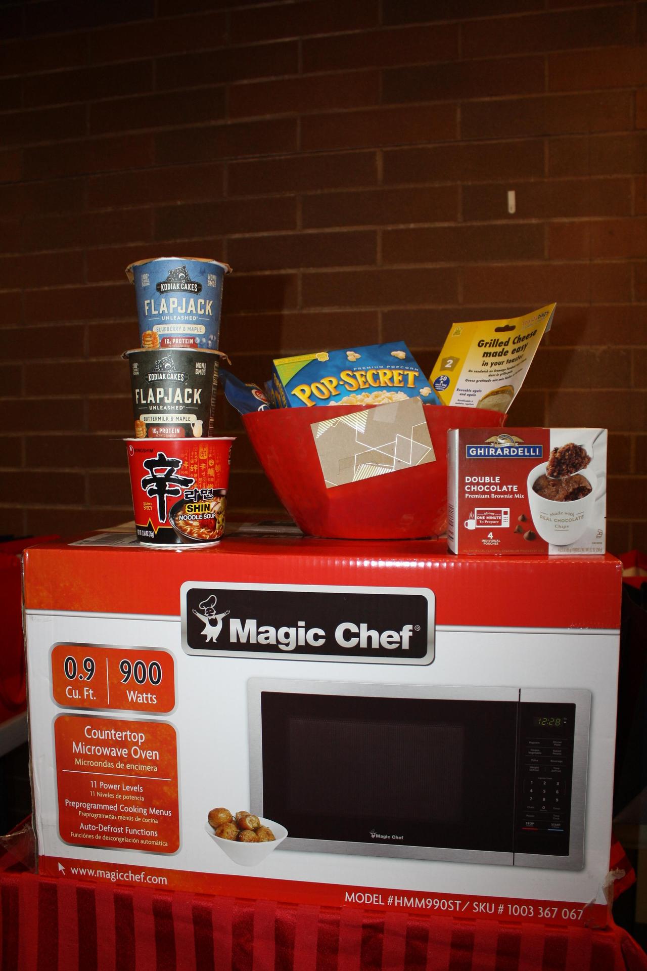microwave oven