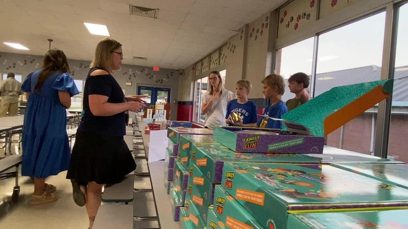 Southeast Middle School Unplug to Connect Night Free Gift Table