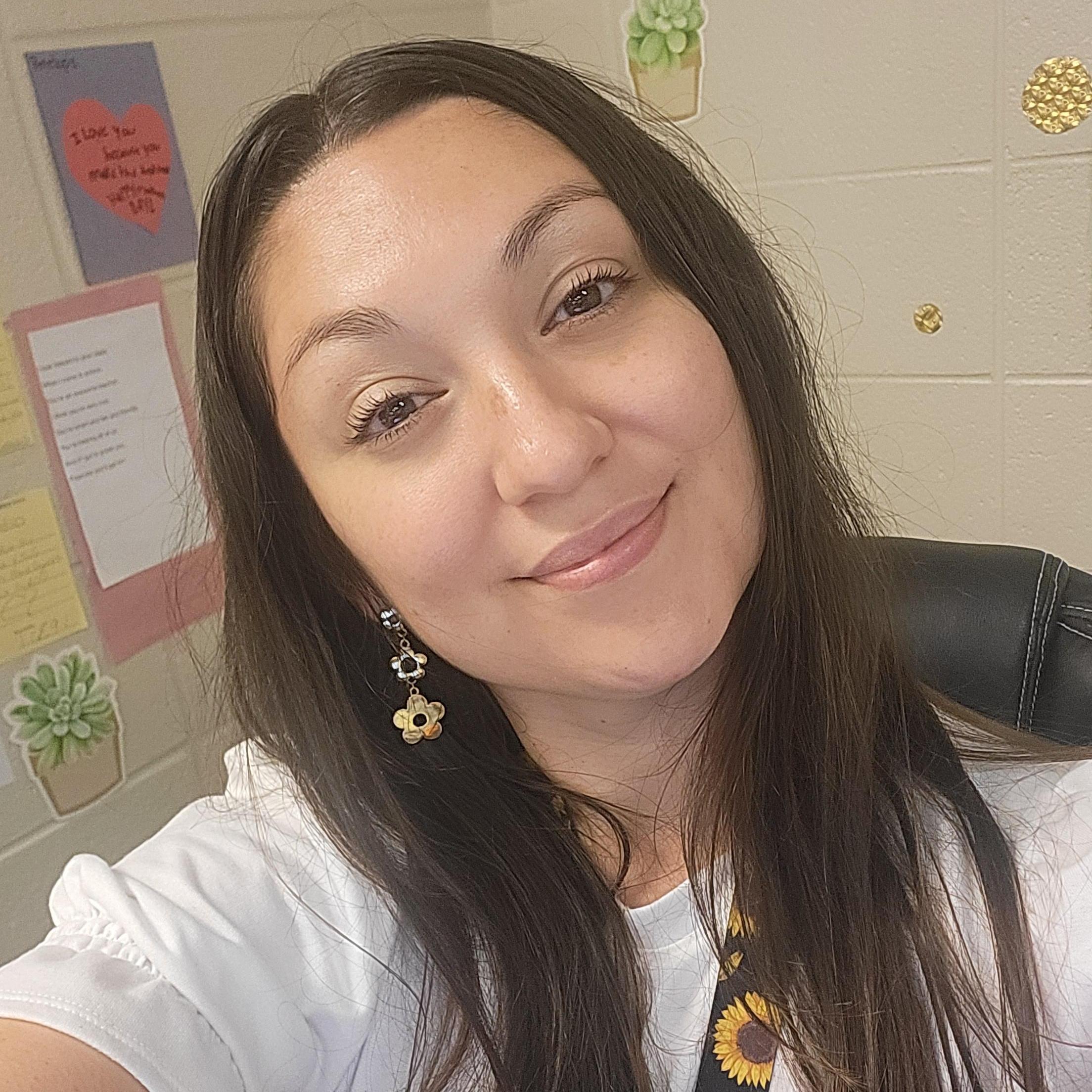 EveliaToribio's Profile Photo