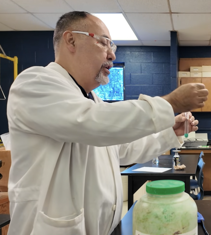 Julian Medrano teaching chemistry
