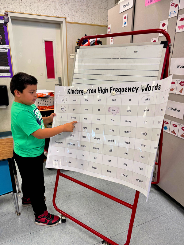 Kenmore 2026 Kinder student reads 40 High Frequency Words.