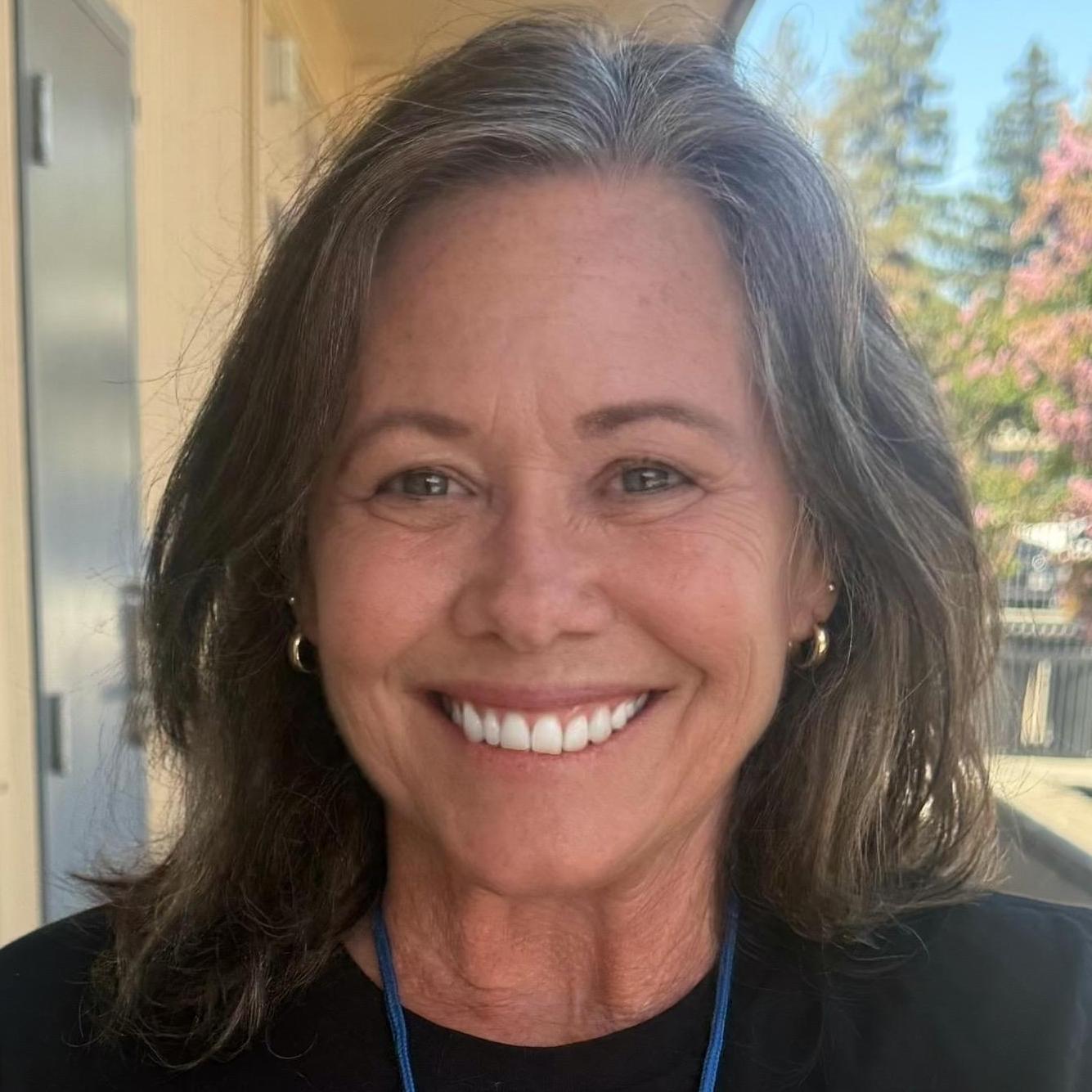 DebbieMcGowen's Profile Photo