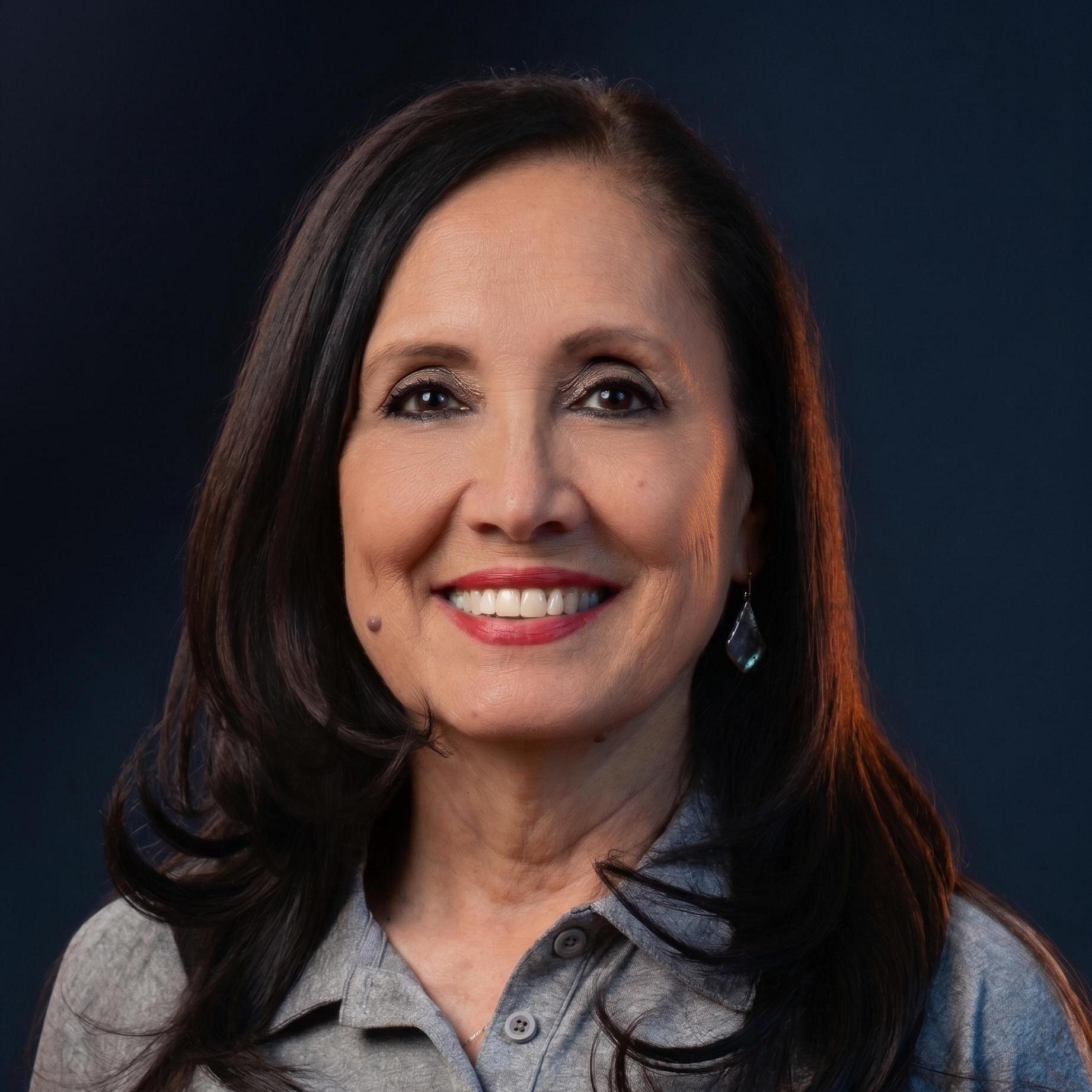 Ana LisaFlores's Profile Photo