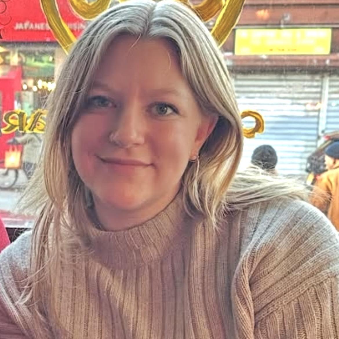 AnnieAppleweis's Profile Photo